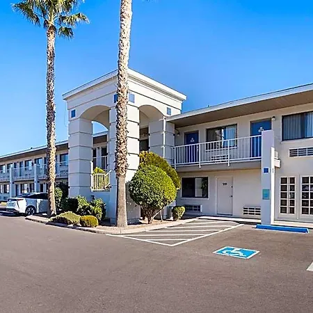 Motel 6-Safford, Az